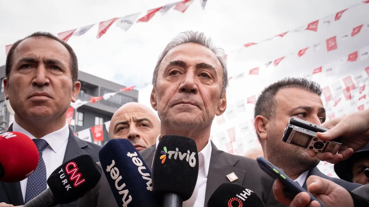SON DAKİKA... Cumhuriyet Halk Partisi'nde tasfiye operasyonu! Disipline sevk edilen Berhan Şimşek sert çıktı: Partiyi adliyeye biz mi düşürdük!
