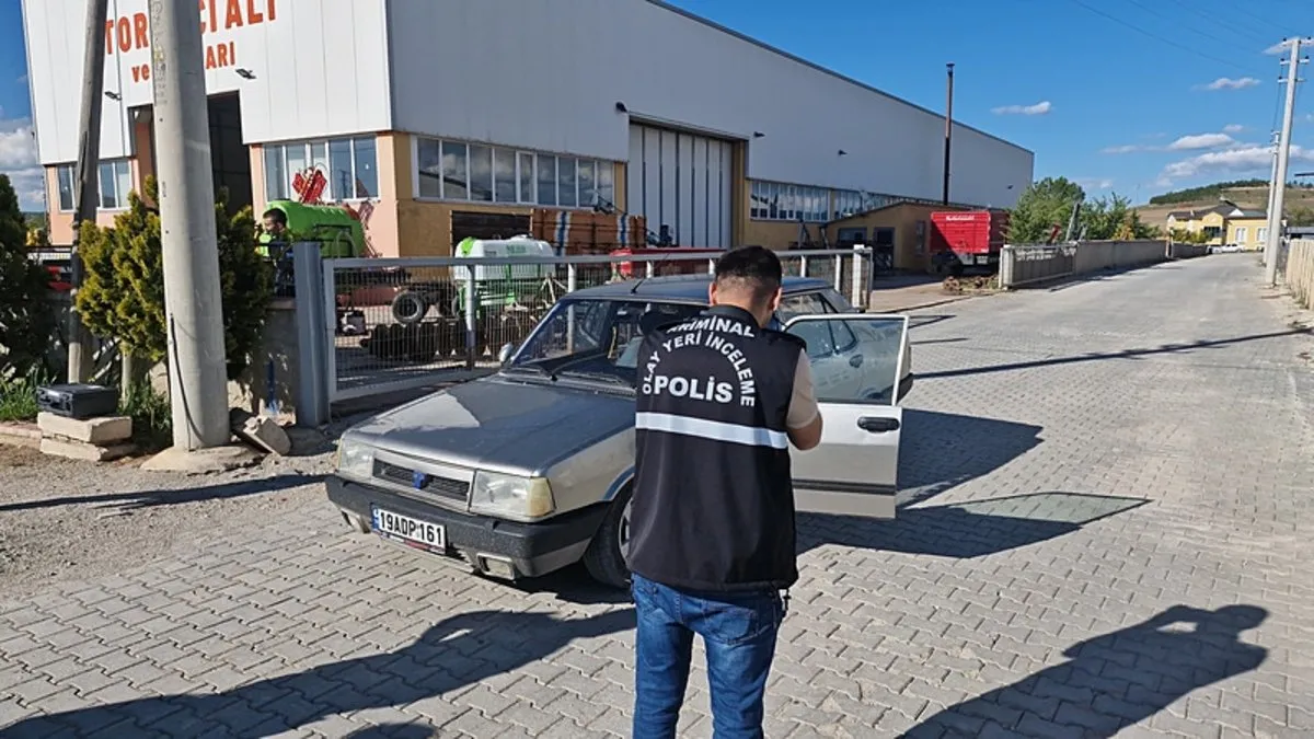 Düz kontak yapıp çaldılar: Drift yapan 4 çocuk kıskıvrak yakalandı!