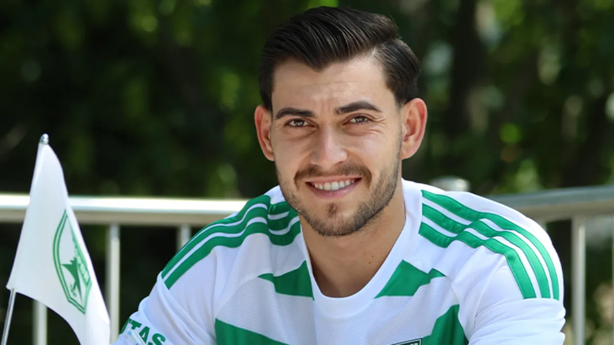 Muğlaspor, Ali Kaan Güneren’i kadrosuna kattı! Muğlaspor, Ali Kaan Güneren’i kadrosuna kattı!
