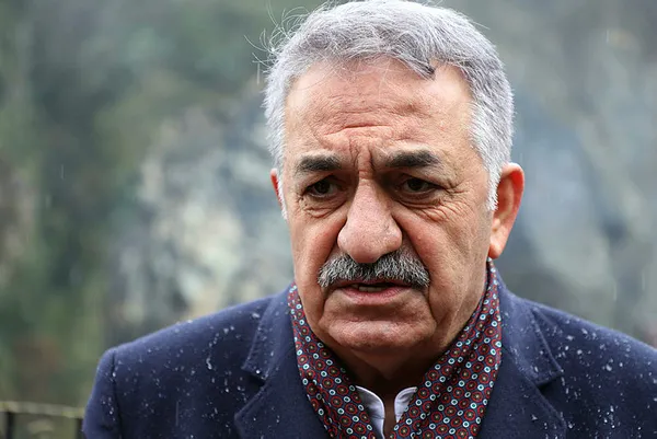 son-dakika-ak-parti-ve-mhp-secim-kanunu-teklifinin-detaylarini-duyurdu-baraj-dusuyor-parti-grubu-zorunlulugu-k-1647247092273.jpg