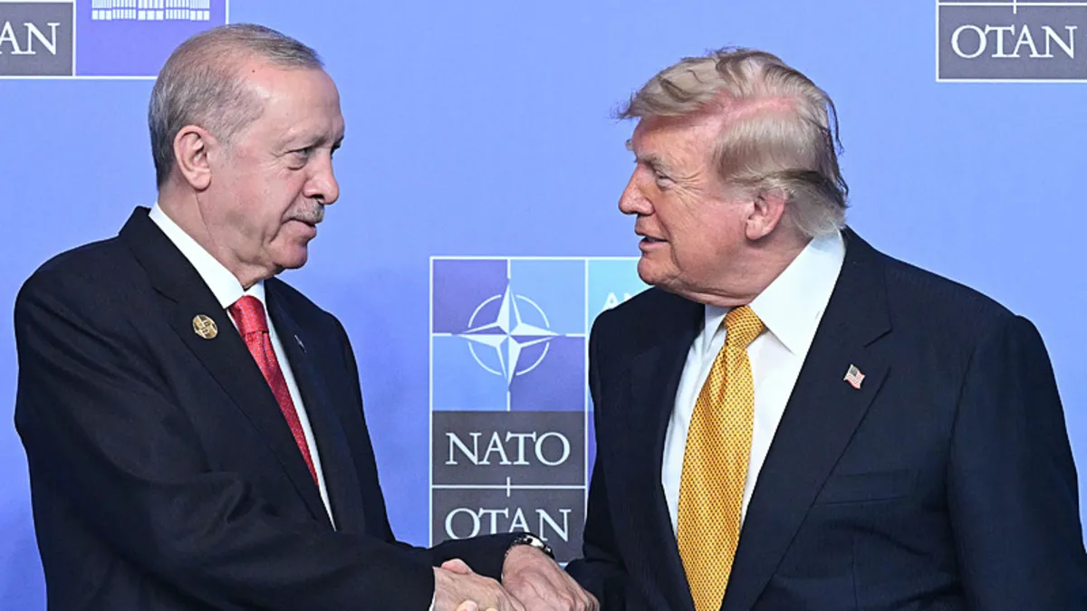 Trump’tan flaş F-35 çıkışı: Türkiye iyi bir müttefik, kimse bana ne satmamız gerektiğini söyleyemez Trump’tan flaş F-35 çıkışı: Türkiye iyi bir müttefik, kimse bana ne satmamız gerektiğini söyleyemez
