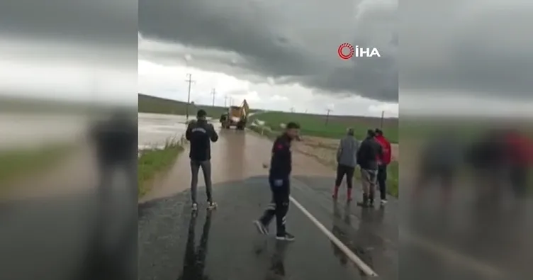 Kırşehir’de sağanak sele neden oldu