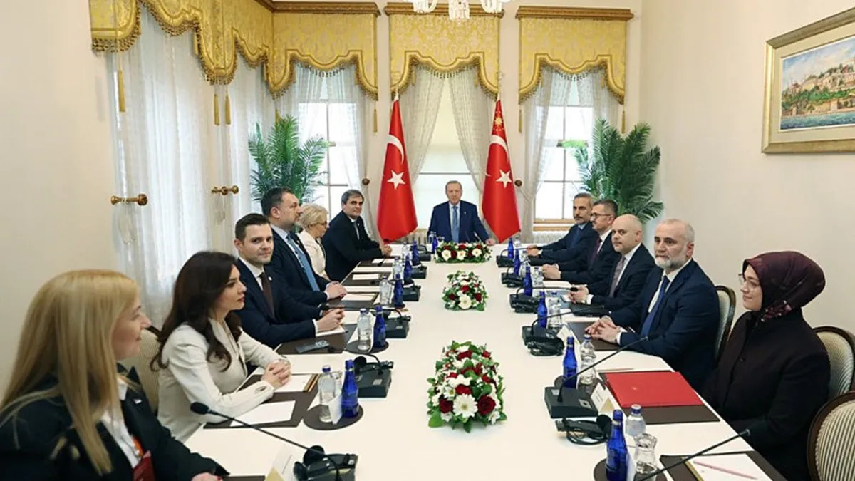 Başkan Erdoğan, Balkan Barış Platformu üyelerini kabul etti Başkan Erdoğan, Balkan Barış Platformu üyelerini kabul etti
