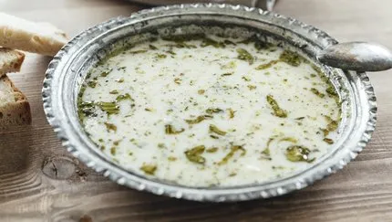 Kış Akşamlarının Vazgeçilmezi Yoğurt Çorbası Tarifi: Yoğurt Çorbası Nasıl Yapılır?