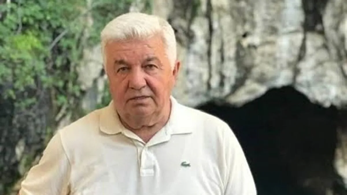 Eski Devlet Bakanı Burhan Kara hayatını kaybetti Eski Devlet Bakanı Burhan Kara hayatını kaybetti