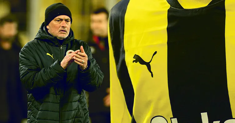 Son dakika haberi: Fenerbahçe’den 12 milyon Euro’luk sürpriz teklife ret! Mourinho’dan ayrılığa izin çıkmadı...