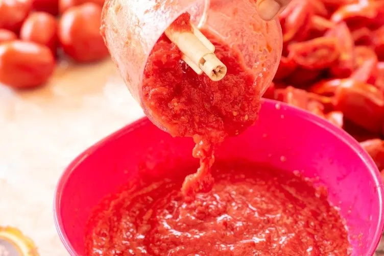 Kışlık domates sosu ve turşu hazırlarken dikkat edilecek noktalar!