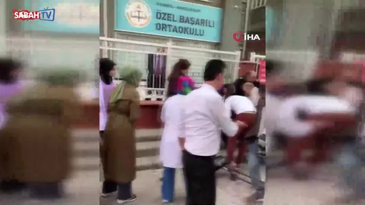 Bahçelievler'de İETT otobüsü ağaca böyle çarptı: 7 yaralı | Video