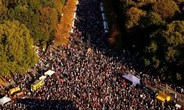 Almanya’da büyük protesto