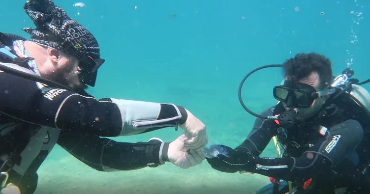 Fethiye’de deniz dibinde bayramlaşma