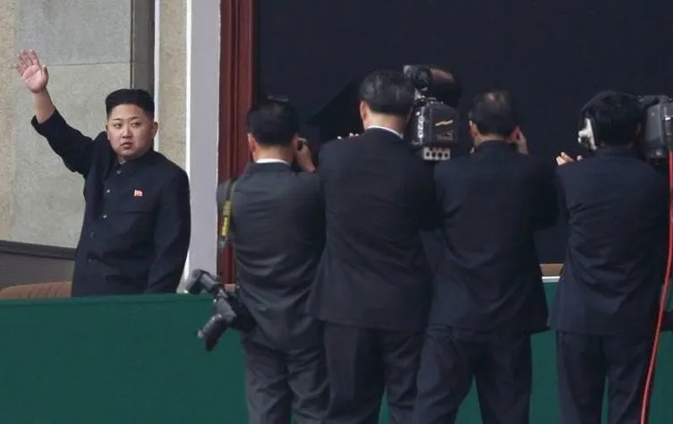 Kuzey Kore’de gövde gösterisi