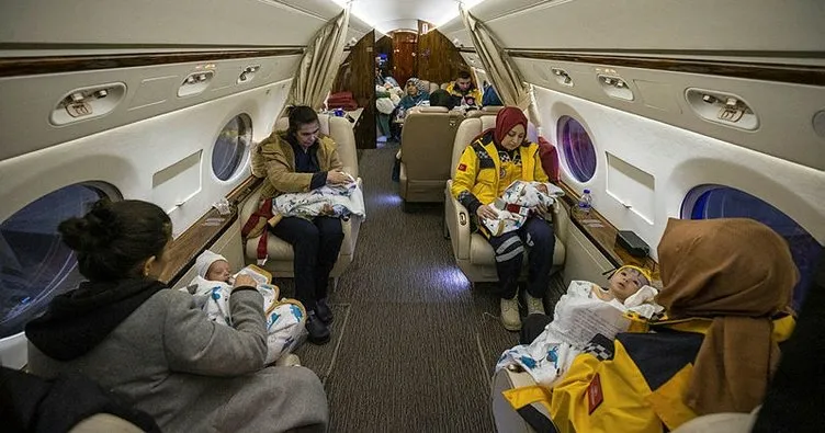 Depremzede 16 bebek Cumhurbaşkanlığı uçağıyla Kahramanmaraş’tan Ankara’ya getirildi