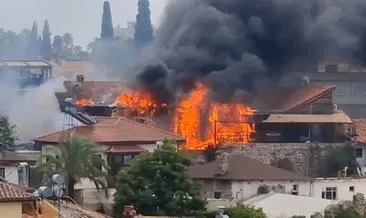 Antalya’da Kaleiçi’nde korkutan yangın #antalya