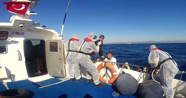 Türk kara sularına itilen 66 sığınmacı kurtarıldı