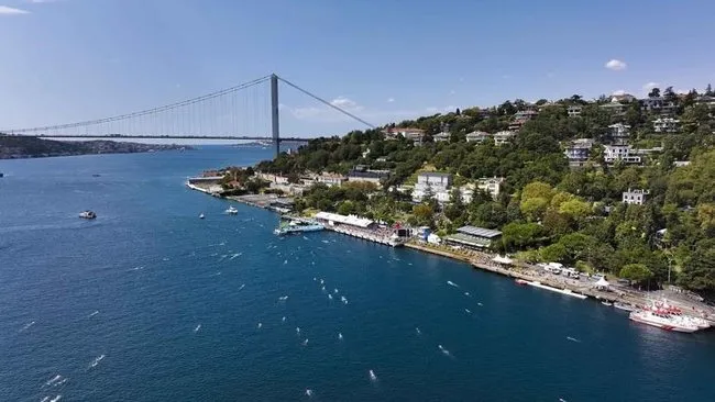 Boğaziçi yüzme yarışmasında akılalmaz olay! Rus yüzücü kayboldu! Arama çalışmaları başlatıldı