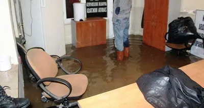 Ayvalık’ı su bastı