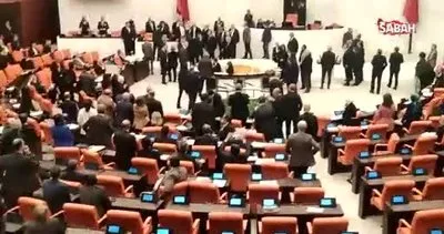 Meclis’te büyük gerginlik! HDP’liler istihbarat raporlarını açıklamaya çalışınca ortalık karıştı | Video