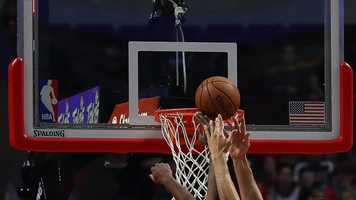NBA’de yılın en iyi savunma 5’leri belli oldu NBA’de yılın en iyi savunma 5’leri belli oldu