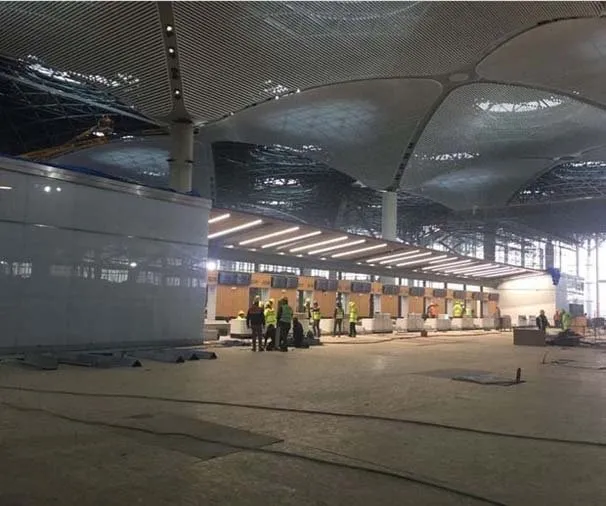 Yeni Havalimanı’na biniş bankoları yerleştirilmeye başlandı