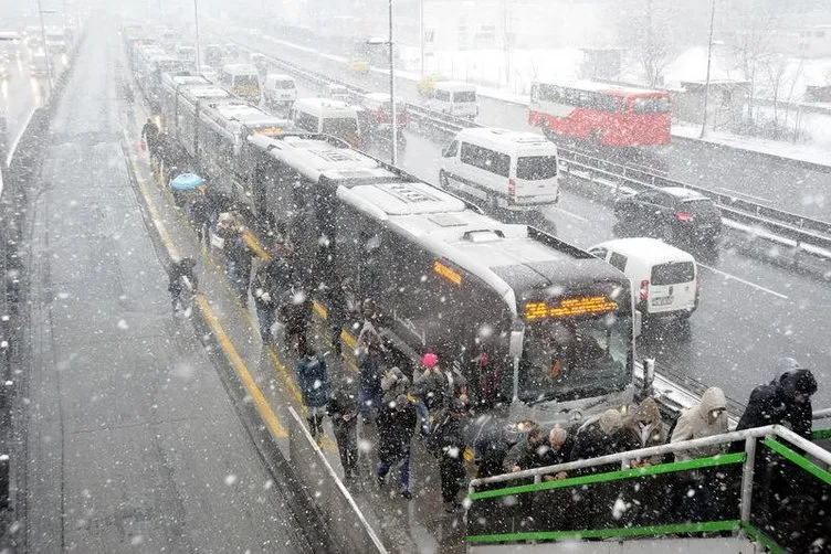 İstanbul’da kar çilesi