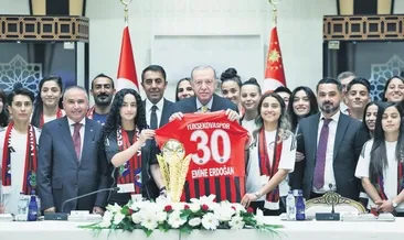 Güçlü kadın güçlü toplum