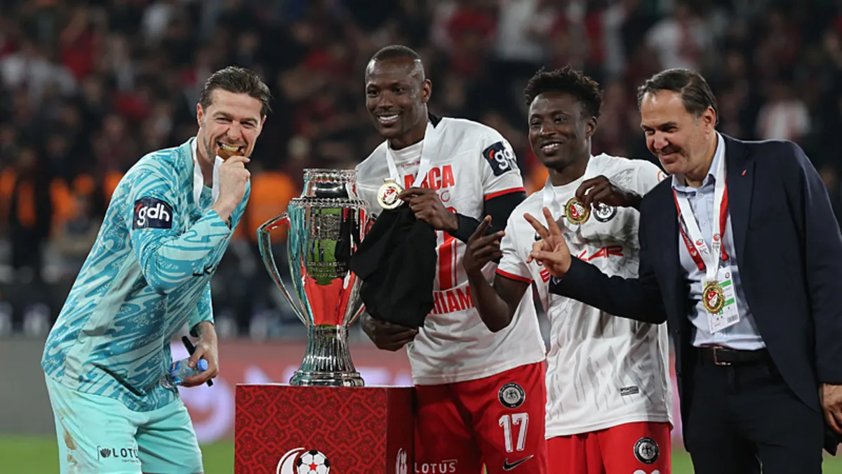 Çorum FK kupasına kavuştu! – Son Dakika Spor Haberleri Çorum FK kupasına kavuştu! – Son Dakika Spor Haberleri