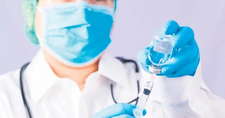 217 kez Kovid-19 aşısı yaptırdı