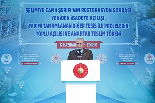 baskan-recep-tayyip-erdogan-ana-muhalefet-koltuk-kavgasinda-chp-sanki-dovus-kulubu-1781268616203.jpeg