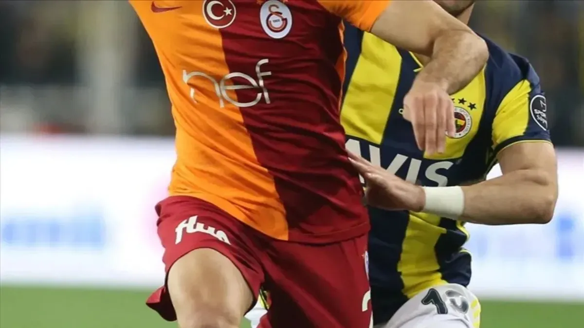 SÜPER LİG DERBİSİNE GERİ SAYIM! Galatasaray - Fenerbahçe maçı ne zaman, saat kaçta ve hangi kanalda?