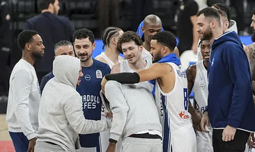 Anadolu Efes, bu sezon yokları oynuyor