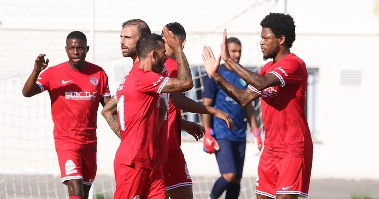 Antalyaspor hazırlık maçında Bodrumspor’u 2 golle geçti