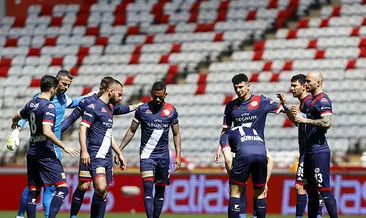 Ersun Yanal doludizgin! Antalyaspor evinde yenilmiyor...