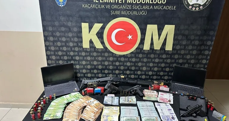 Rüşvet çetesi çökertildi