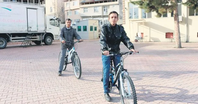 Teknoloji Bagimlisi Kardesler 5 Yil Sonra Evden Disari Cikti Sayfa 2 En Son Haber
