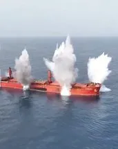 Husiler’den gemi saldırısının görüntüleri