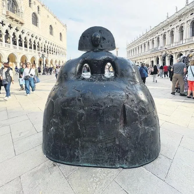 Venedik Bienali nde örnek ateşkes hareketi