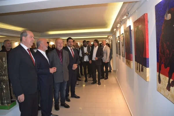 guzel-sanatlar-yil-sonu-sergisi-cumhurbaskani-tatar-tarafindan-acildi-1671783054188.jpg
