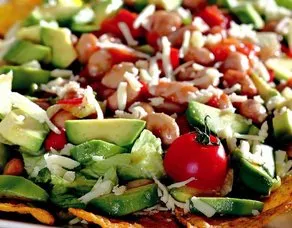 Avokadolu Barbunya Salatası