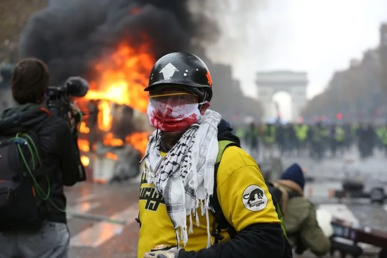 Fransa'da akaryakıt zammı protestoları sürüyor