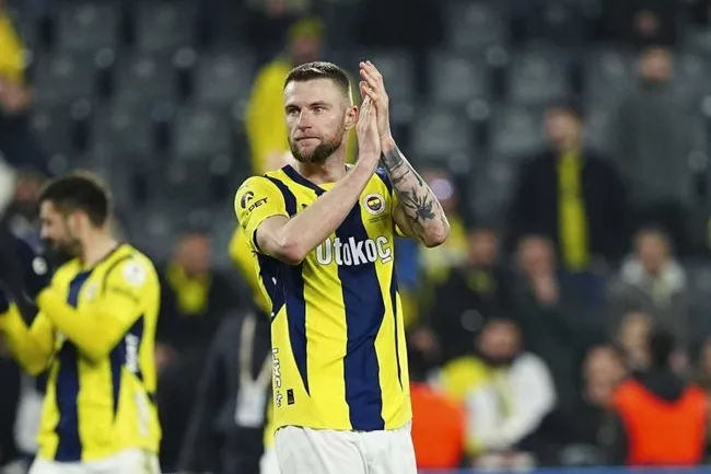 fenerbahcede-ikinci-transfer-milan-skriniar-1751784464654.jpeg