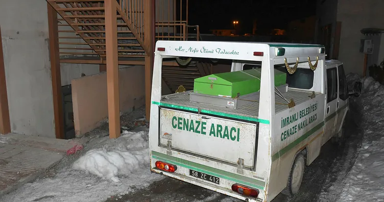 Sivas’ta korkunç olay! Baba evde parçalanmış, oğlu ise bahçede donmuş halde bulundu