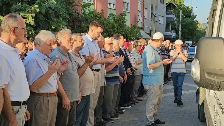 Zonguldak'ta anne ve anneannesini vahşice öldürmüştü! Rabia Çataklı ifadesinde her şeyi anlattı: Eve böyle çağırmış!