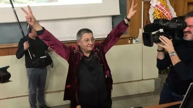İmamoğlu ve Özel TSK’ya iftira atan Şebnem Korur Fincancı’yla aynı karede