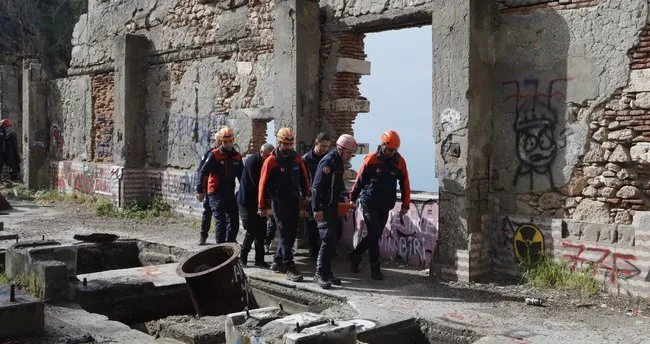 Antalya’da Falezlerden düşen balıkçı 1 saatlik operasyonla kurtarıldı