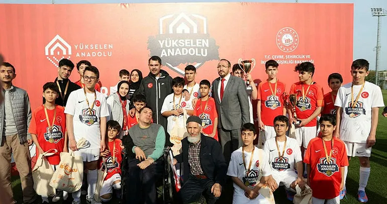 Depremzedeler için tek yürek dev destek!