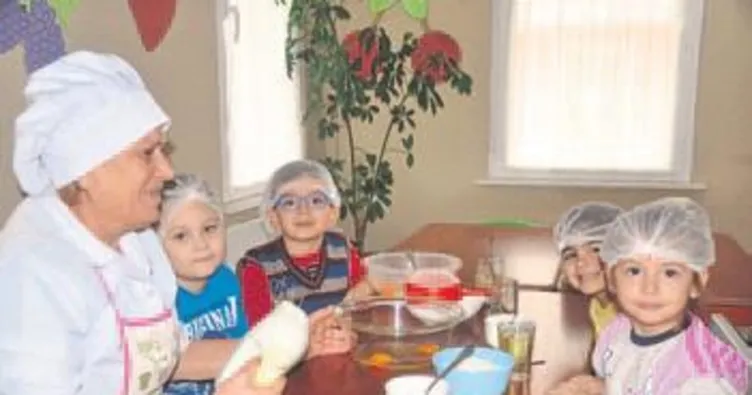 Engelliler için kek yaptılar