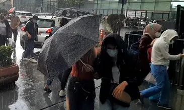 İstanbul’da yağmur hayatı olumsuz etkiledi
