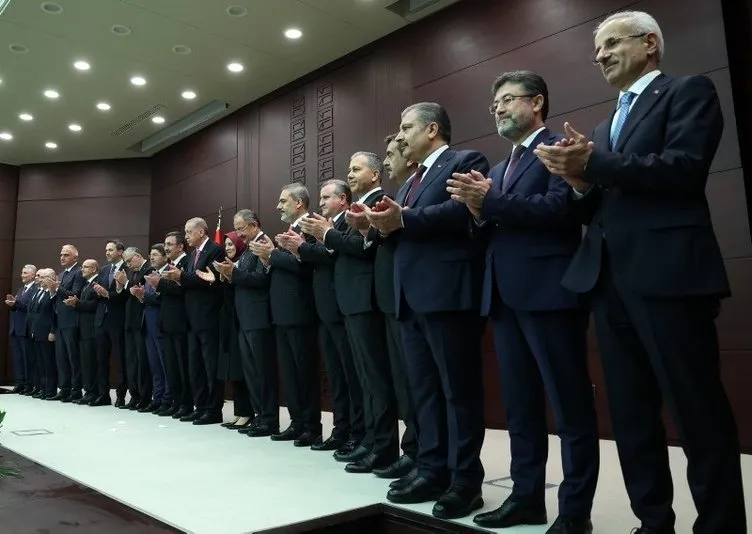 Yunanistan'ın yeni Türkiye korkusu başladı: Özellikle iki ismin olası Ege planını masaya yatırdılar