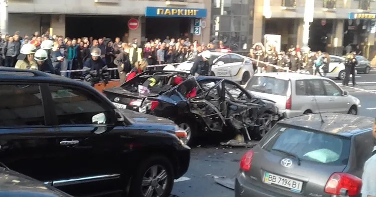 SON DAKİKA: Kiev’de otomobil patladı: 1 ölü, 2 yaralı!