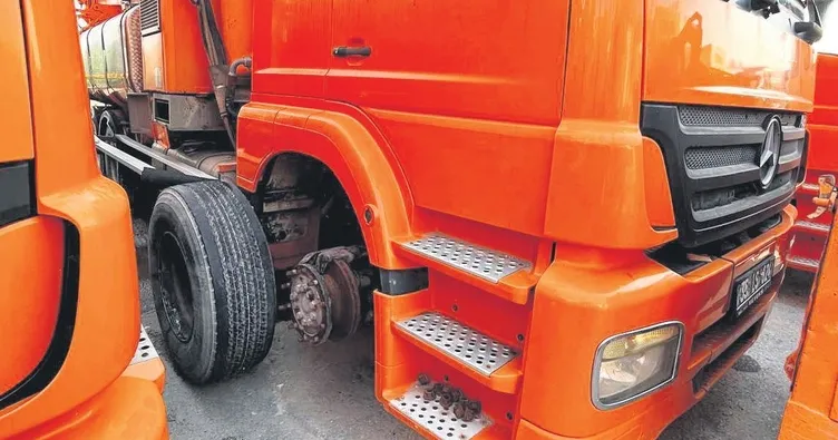 Milyonluk araçlar çürümeye terk edildi